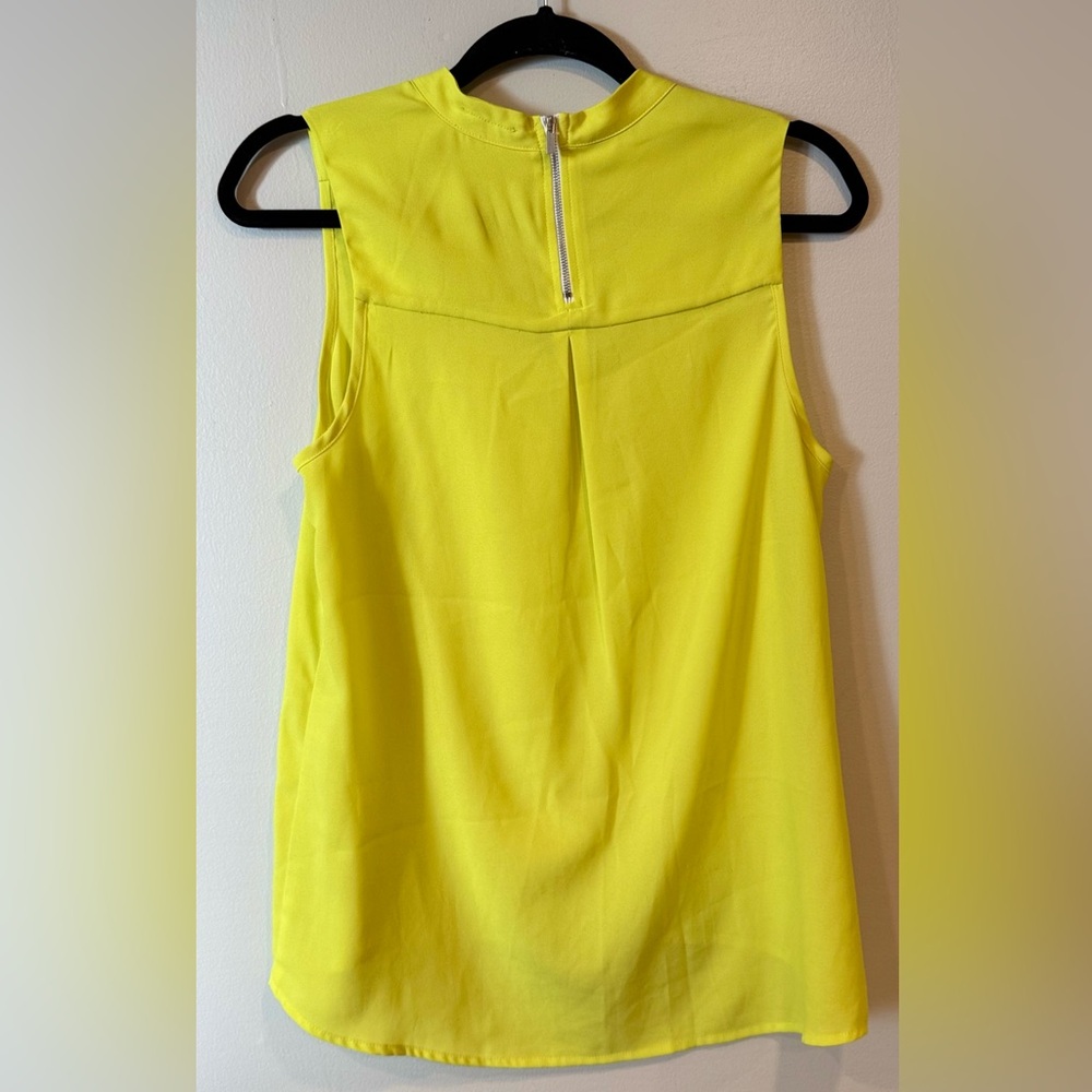 One Clothing Neon Yellow Y2K Sleeveless Cut Out High Low Blouse Size Small - Picture 2 of 6